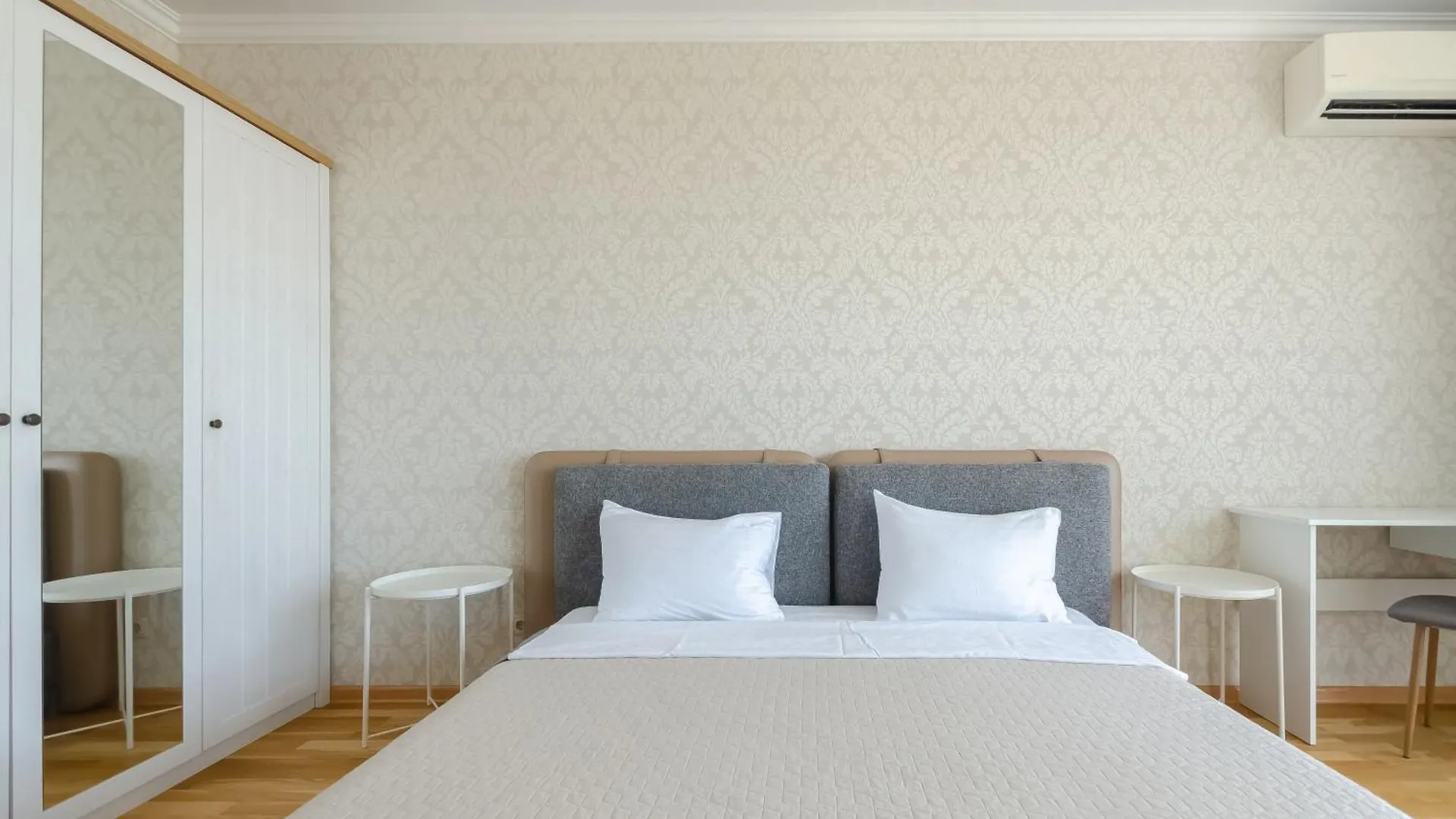 Petrovdom Apartments 18-90Б In Rc Kvartet, Vasyl Lypkivskyi Street 16B Kijów Ukraina
